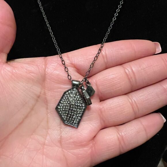 Lia Sophia Hematite Black and Crystal Shard Pendant Adjustable Necklace - Picture 2 of 3